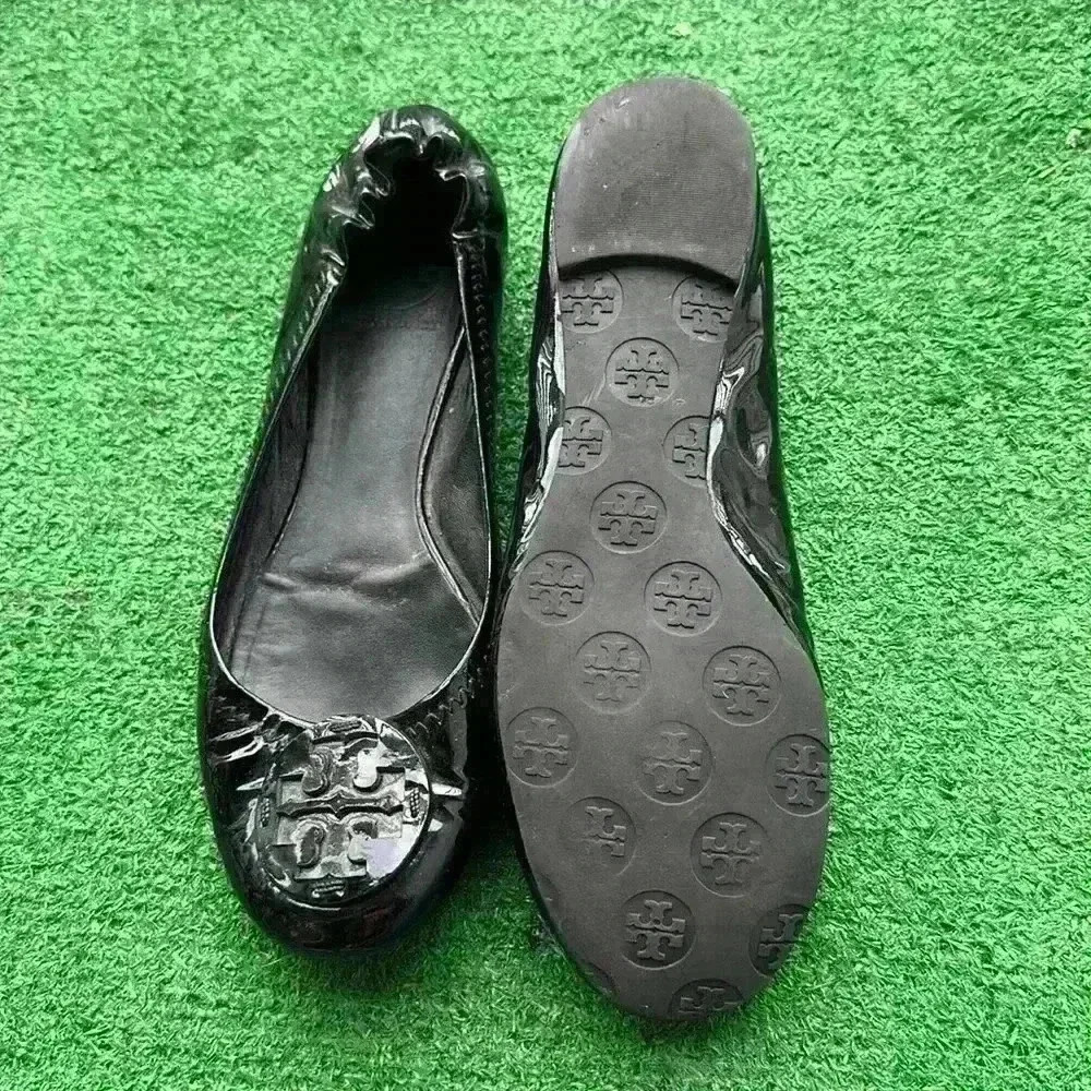 Tory Burch - Picture 2 of 2